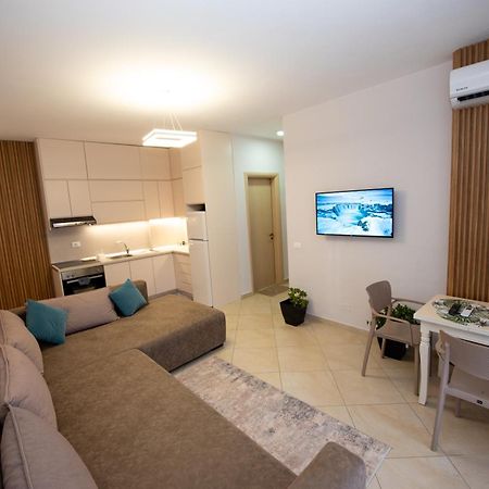 Riviera Apartment Vlora Buitenkant foto