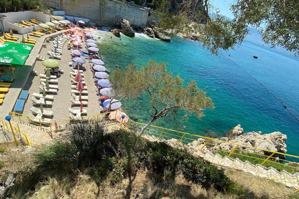 Riviera Apartment Vlora Buitenkant foto