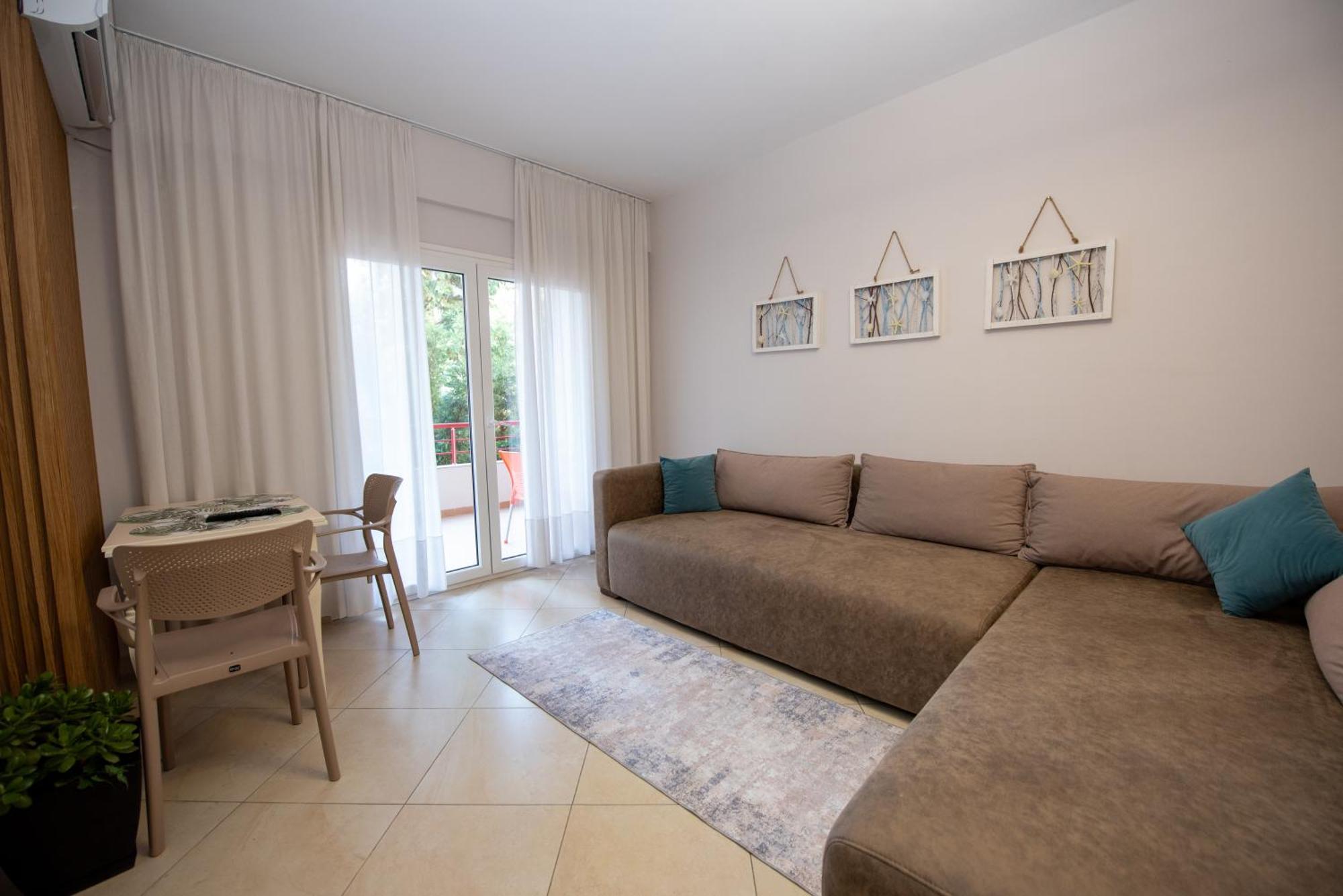 Riviera Apartment Vlora Buitenkant foto