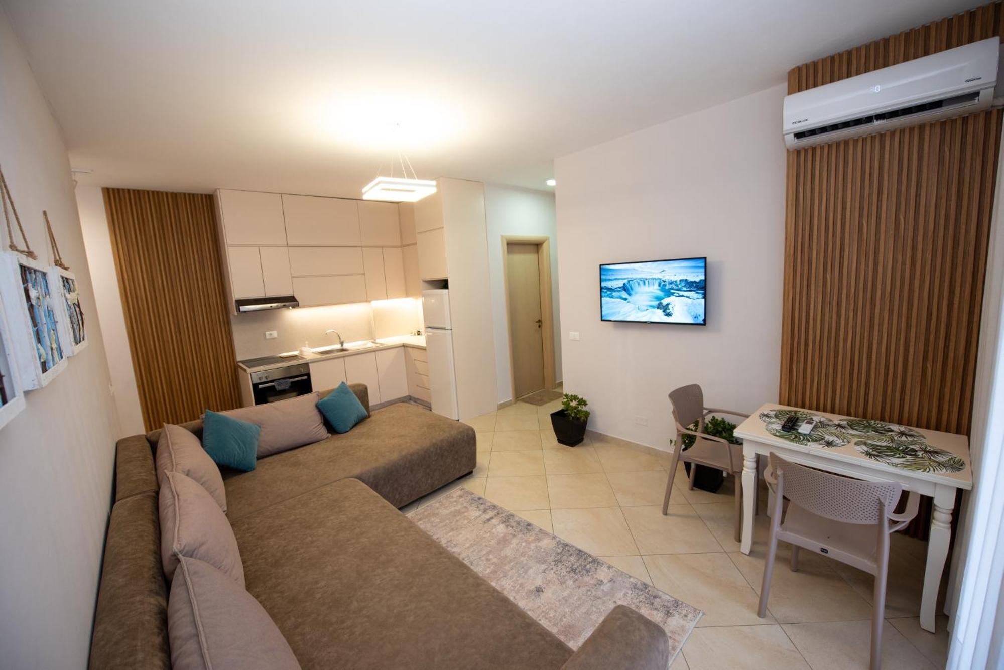 Riviera Apartment Vlora Buitenkant foto